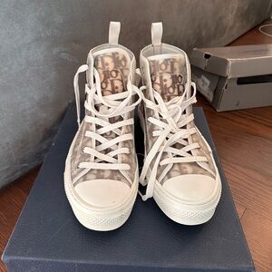 Dior sneakers